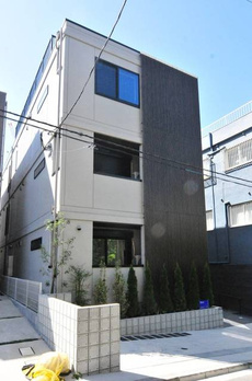 ＩＳＬＡ綱町 