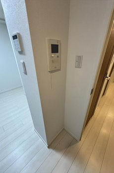 キャヴィム綾瀬 