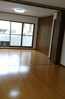 代々木一戸建（辻元邸） 