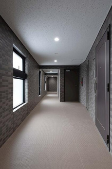 ルーブル蓮根弐番館 