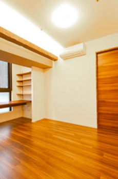 ＮＪＫ　ＭＡＲＱＵＩＳ　ＯＭＯＴＥＳＡＮＤＯ 