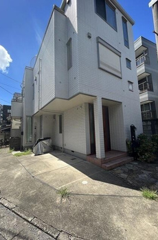 蒲田２丁目貸家 