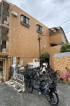アンジュ荻野 