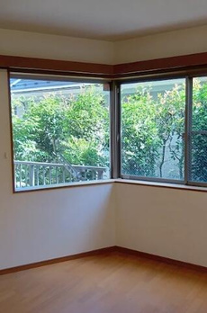 セレス代沢 