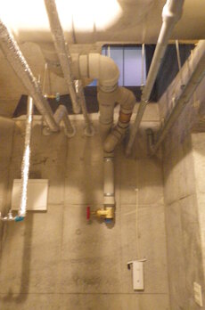 NOZY新宿 B1階　参考写真（新築時）