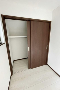 Ｇｒａｓ　Ｃｏｕｒｔ　Ａ 