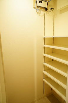 Ｂｒｉｌｌｉａ　ｉｓｔ　三軒茶屋　アイビーテラス 
