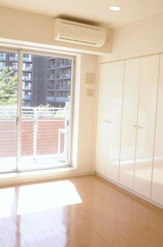Ｂｒｉｌｌｉａ　ｉｓｔ　三軒茶屋　アイビーテラス 