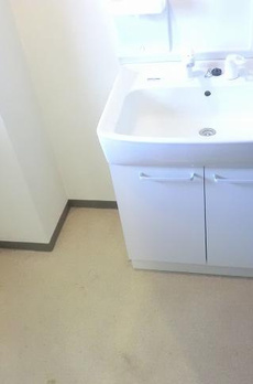 部屋番号：301 