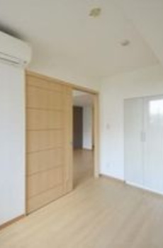 スペーシア三軒茶屋弐番館 