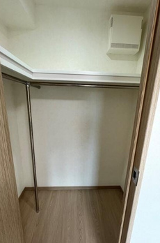 ルーブル蓮根弐番館 