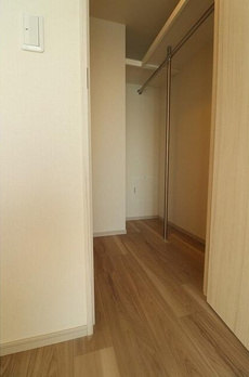 コンフォリア新中野 