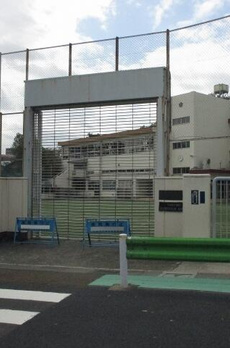 山田マンション 