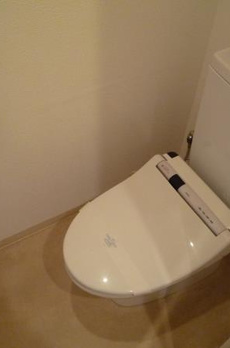 アパートメンツ東山 
