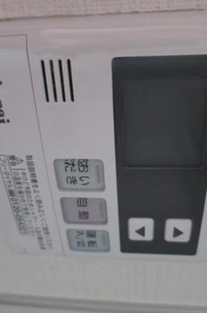 ドゥーエ新富町 