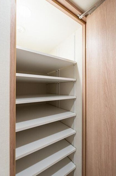 市谷台町坂フロント 
