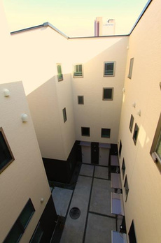 ＱＵＡＲＴＩＥＲＬＡＴＩＮ　ＳＡＮＧＥＮＣＨＡＹＡ物確ＩＴＡＮＪＩＢＢ 