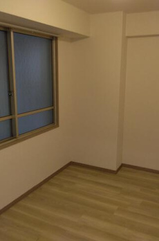 業平ハイツ 