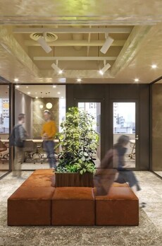 X-BASE SHIBUYA 【ハーフセットアップオフィス】オフィス内ラウンジ