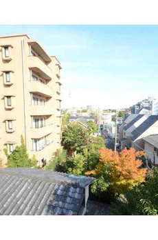 綾東ヴィレッジ弐番館 