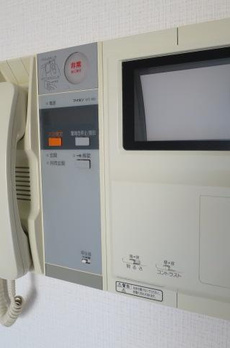 ドゥーエ新富町 