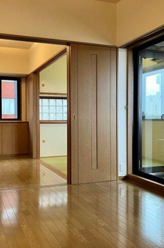 トゥールロワイヤル三軒茶屋 