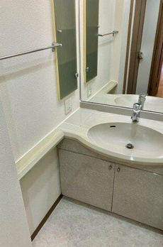 トゥールロワイヤル三軒茶屋 