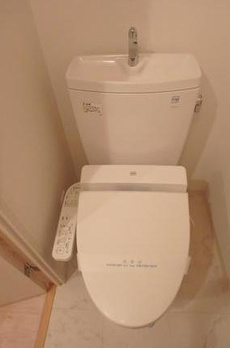 ラクラス新御徒町 
