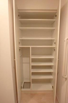 ラクラス新御徒町 