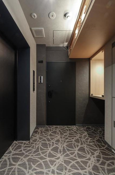 ＴＨＥ　ＡＫＡＳＡＫＡ　ＲＥＳＩＤＥＮＣＥ　Ｓ．Ｏ．Ａ．　－ｓｐｉｒｉ 