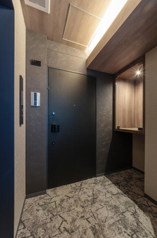 ＴＨＥ　ＡＫＡＳＡＫＡ　ＲＥＳＩＤＥＮＣＥ　Ｓ．Ｏ．Ａ．　－ｓｐｉｒｉ 