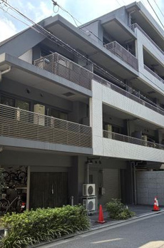 西麻布ホームズ 