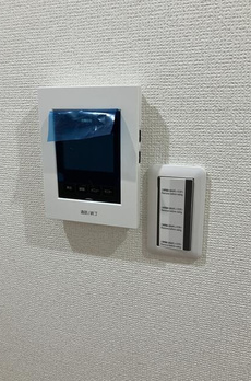 秀和都立大レジデンス 