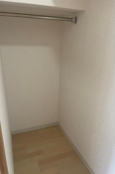 コンフォート東新宿 
