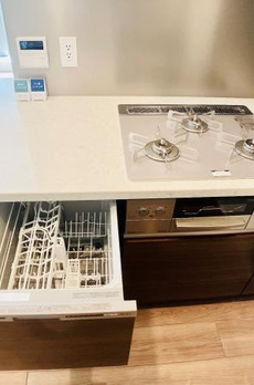 白金ザ・スカイ西棟 