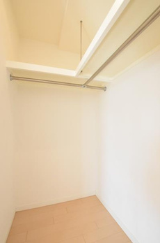 Ｂｒｉｌｌｉａ　ｉｓｔ　三軒茶屋　ブラッサムテラス 