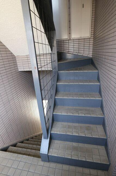 ビュハイツ十条 