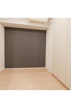 コンフォリア新宿イーストサイドタワー 
