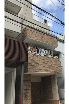池尻２丁目貸家 