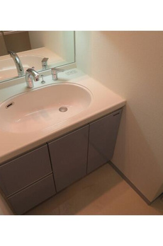 ユニロイヤル九段南 