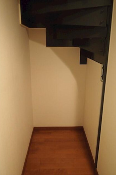 ルーブル早稲田六番館 