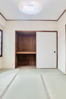 ニューハイツ中落合 