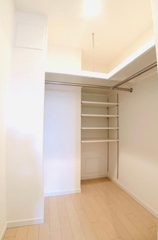 Ｂｒｉｌｌｉａ　ｉｓｔ　三軒茶屋　アイビーテラス 