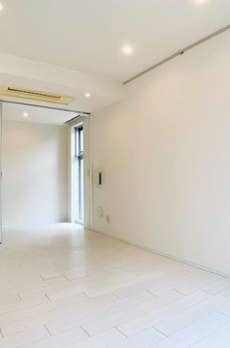 Ｂｒｉｌｌｉａ　ｉｓｔ　西麻布霞町 