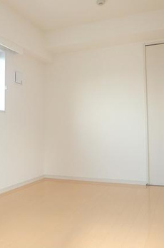 ラクラス新御徒町 