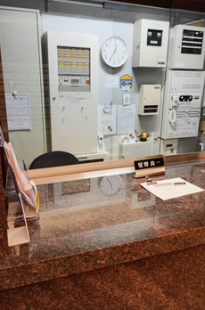 ロイヤルハウス都立大 