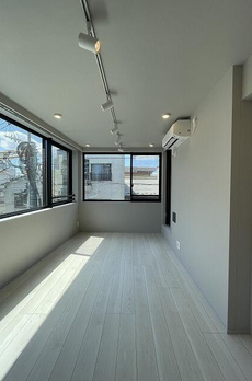 オープンブルーム渋谷本町 