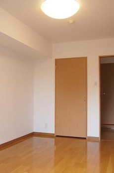 ルーブル中野坂上弐番館 