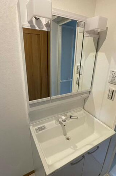 東伊興３丁目戸建 