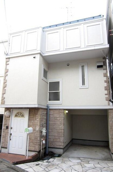 三軒茶屋２丁目戸建 
